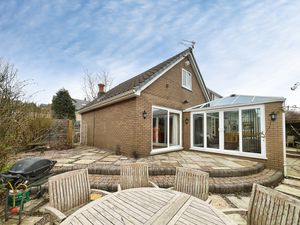 Rear- click for photo gallery